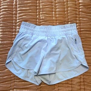 Lululemon Tracker Short size 6